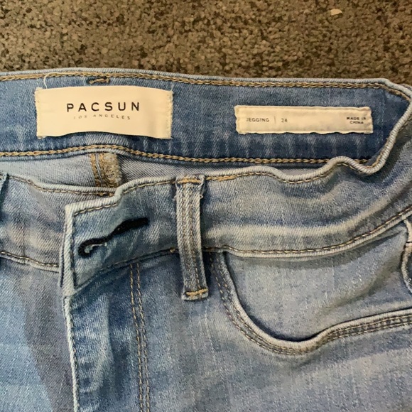 PacSun Jeans- Jegging - Picture 4 of 5